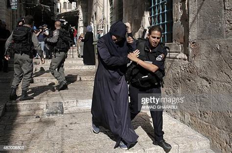 1,161 Israeli Woman Arrested Stock Photos, High-Res Pictures, and ...