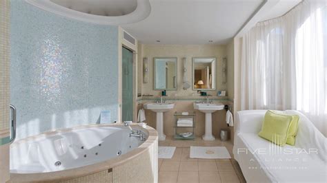 Photo Gallery for InterContinental Carlton Cannes | Five Star Alliance