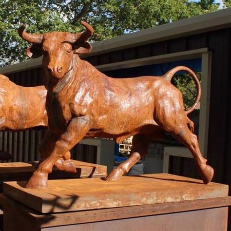 Cast Iron Giant Bull Statue - Round Wood of Mayfield