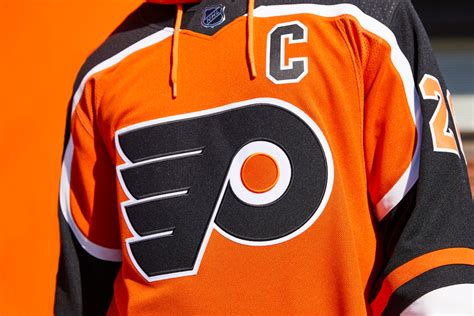 Flyers unveil ‘Reverse Retro’ alternate jersey for upcoming season ...