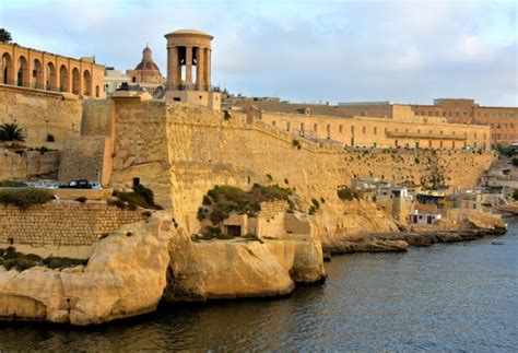 Valletta, Malta Travel Guide - Encircle Photos