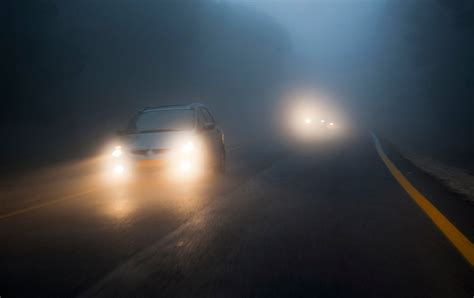 Driving in Fog Safely | Travelers Insurance