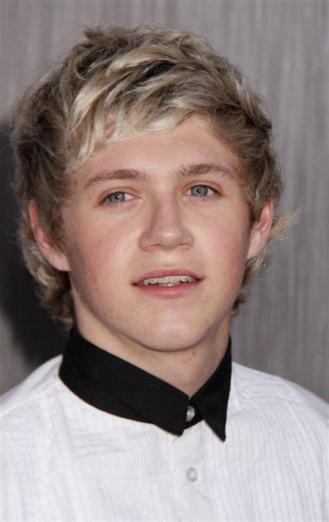 Niall Horan Braces: 7 Celebs Who Have Had Their Teeth Straightened (PHOTOS) | HuffPost