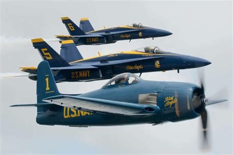 Grumman F8F Bearcat - Blue Angels retro with F/A-18s | Us navy blue angels, Blue angels, Grumman ...