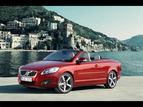 Volvo C70 T5 specs, performance data - FastestLaps.com