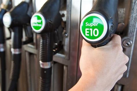 UK: addio benzina E5, arriva la E10, auto circolanti a rischio? - News - Automoto.it