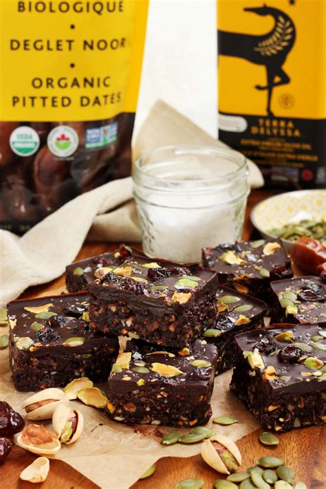 Dark Chocolate Date Bars - Scientifically Sweet