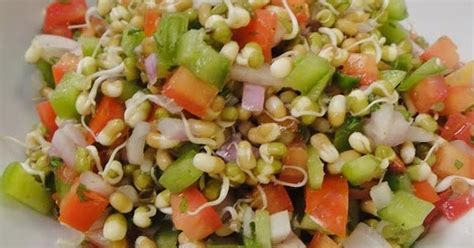 Soni Recipes: Sprouted Moong dal Salad Recipe