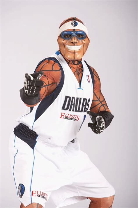 The new Mavs Man is bad - Mavs Moneyball