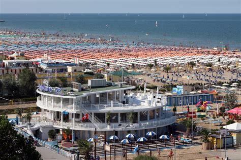 A vacation in Rimini, Italy - Earth's Attractions - travel guides by locals, travel itineraries ...