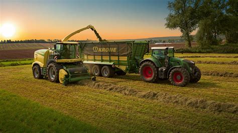 Farm Machinery & Agricultural Equipment | KRONE UK