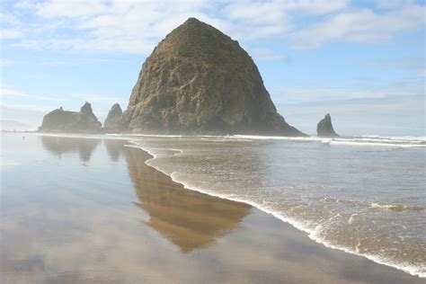 Photo Detail: Haystack Rock, Cannon Beach, Oregon