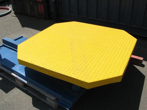 MOTORISED PALLET TURNTABLE 1235 X 1235MM for sale