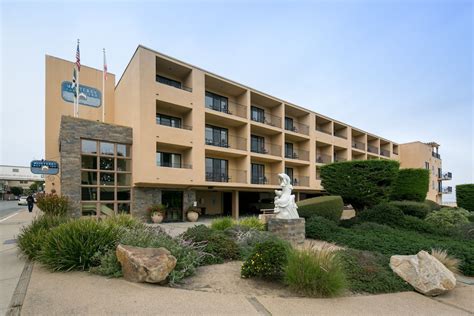 Monterey Bay Inn in Monterey | Best Rates & Deals on Orbitz