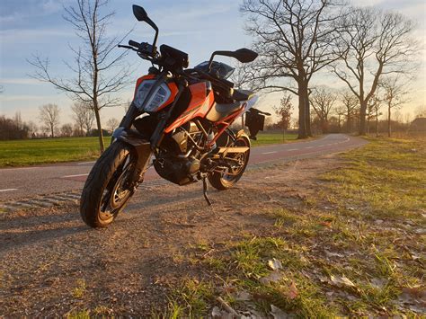 Loving the 125 as my first bike : r/KTM