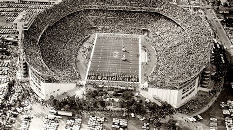 Orange Bowl Stadium Memorabilia - Stadium Choices