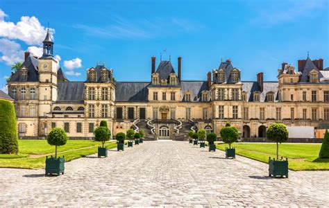 Les 5 plus beaux châteaux à visiter près de Paris cet été ! - Paris Secret