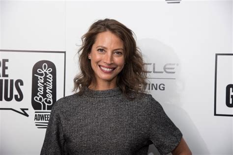 Christy Turlington on Why She Won't Consider Plastic Surgery: "It Looks ...