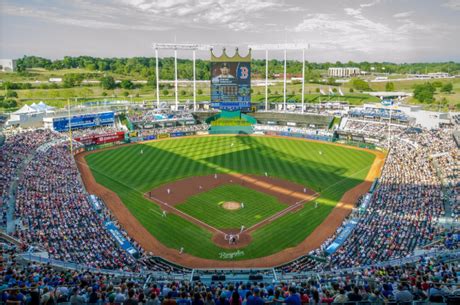 History of Kauffman Stadium - Paperblog