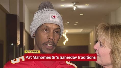 Pat Mahomes Sr. talks traditions and superstitions - YouTube