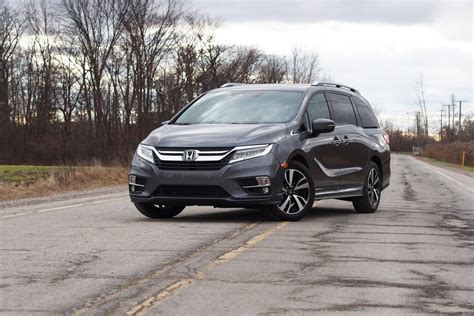 Don't buy another crossover, get a Honda Odyssey instead - CNET