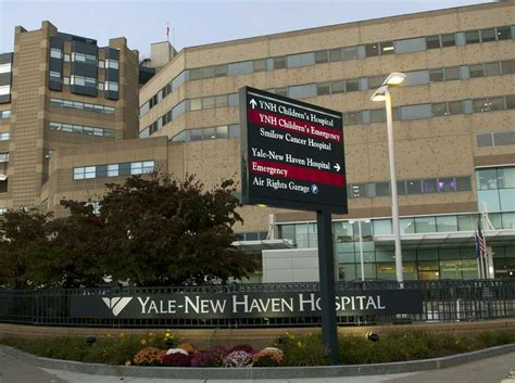 Yale New Haven Hospital to change parking providers - New Haven Register