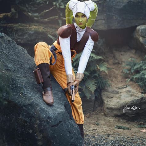 Hera Syndulla Cosplay From Star Wars Rebels - Media Chomp