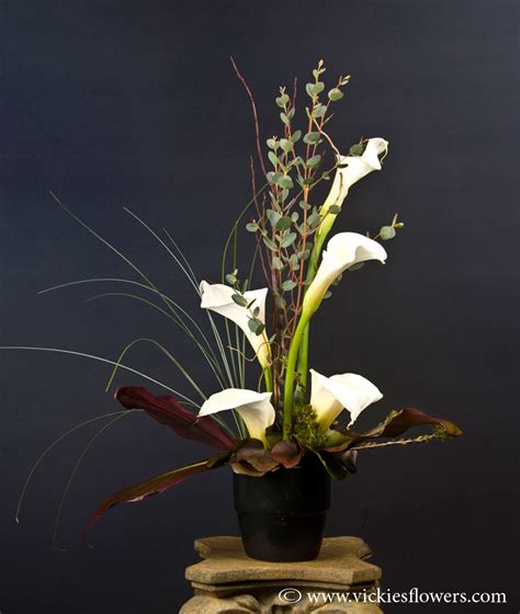 Black Urn Floral Arrangements - Best Decorations