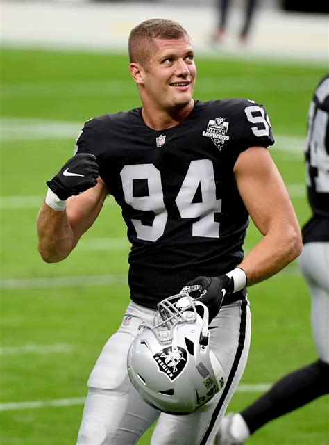 What is Carl Nassib's NFL contract with the Raiders? | The US Sun