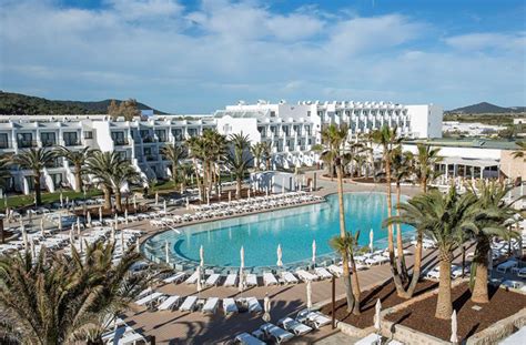 All-inclusive resorts Ibiza: top 5 met oudere jeugd | Tienervakanties