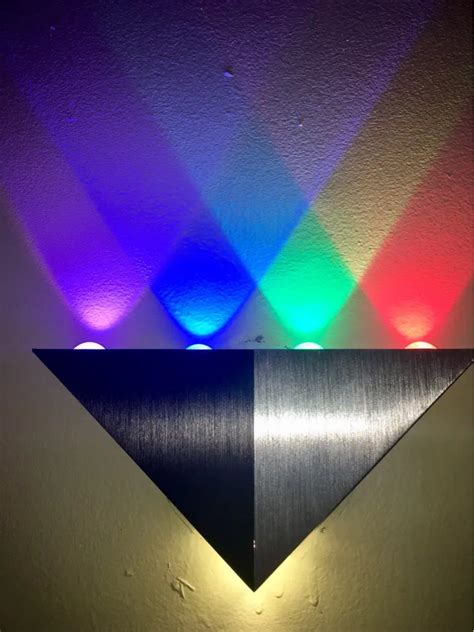 Modern LED Triangle Wall Lamp – Warmly