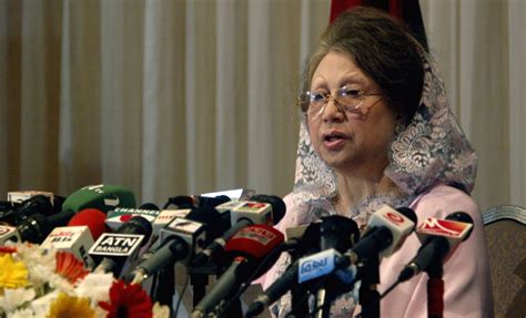 Khaleda Zia has urged the government to stop extra-judicial killing and abduction immediately