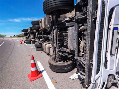 Georgia Crash Report: Crash involving tractor-trailer reported on I-285 NB