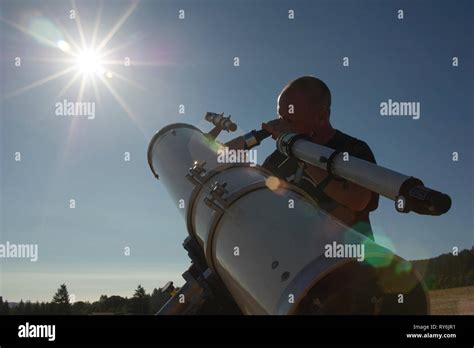 Astronomer Telescope Stock Photos & Astronomer Telescope Stock Images ...