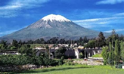 El Misti - Arequipa, Peru This world is really awesome. The woman who ...