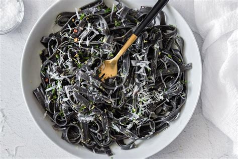 Squid Ink Pasta With Lemon Garlic Butter Sauce