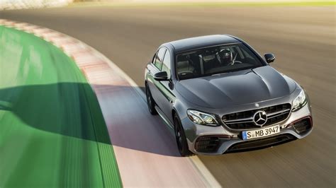 2018 Mercedes-AMG E63 Boasts AMG Performance 4Matic+ AWD, Drift Mode, Lots of HP - autoevolution