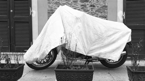 Motorcycle cover: This is important to note in winter - 24 Hours World