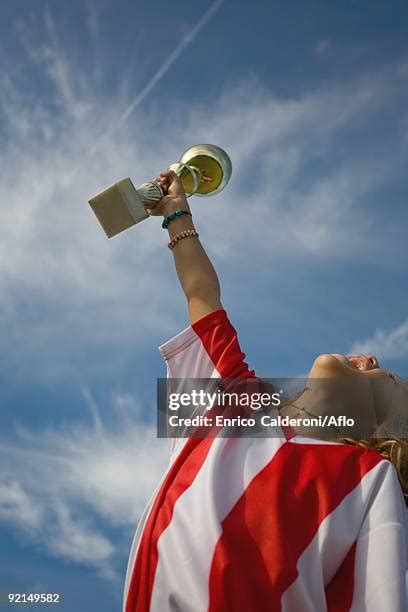 156 Kid Lifting Up Shirt Stock Photos, High-Res Pictures, and Images - Getty Images