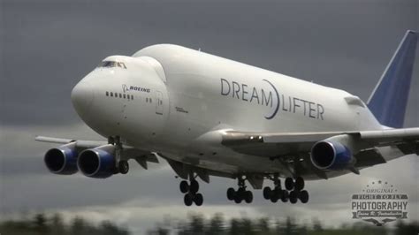 DreamLifter - Boeing 747-400 LCF - Compilation - YouTube