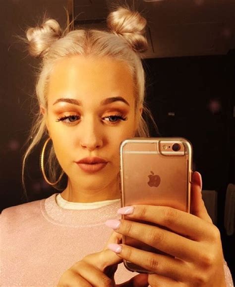 Lottie Tomlinson on Instagram: “Snapchat ting” | Lottie tomlinson, Gold eyes, Makeup