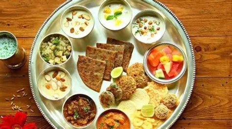 Karva Chauth 2023: Include These HEALTHY Foods in Your Sargi Thali ...