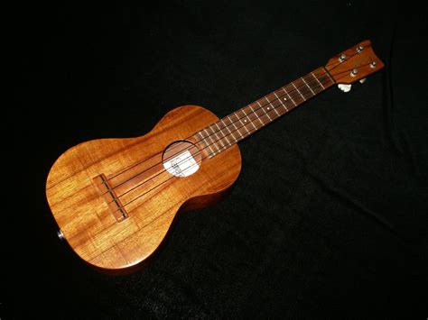 Ukulele Friend Kamaka Concert Ukulele - Ukulele Friend