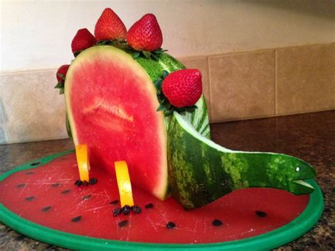 Pin by Erika Nieves on Dinosaur birthday party | Watermelon carving ...