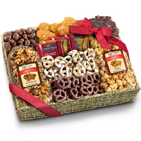 Christmas Gift Baskets For Families - Christmas Ornaments 2021