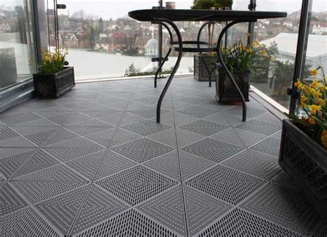 9+ Exceptional Outdoor Balcony And Terrace Flooring Ideas Gallery ...