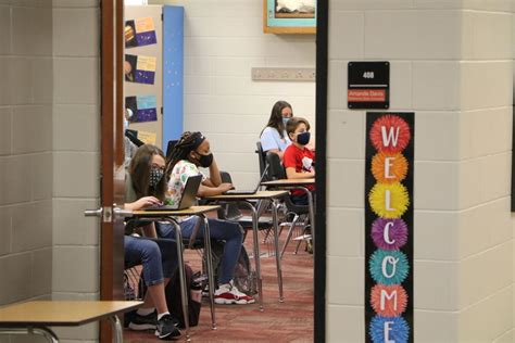 Protesters outside Tulsa school board: 'Distance learning, it's just ...