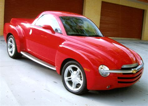 Chevrolet SSR - Information and photos - MOMENTcar