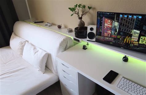 Bedroom gaming setup | Bedroom setup, Room setup, Home office setup