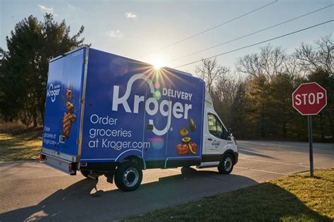 Kroger using robots to help win Florida grocery war